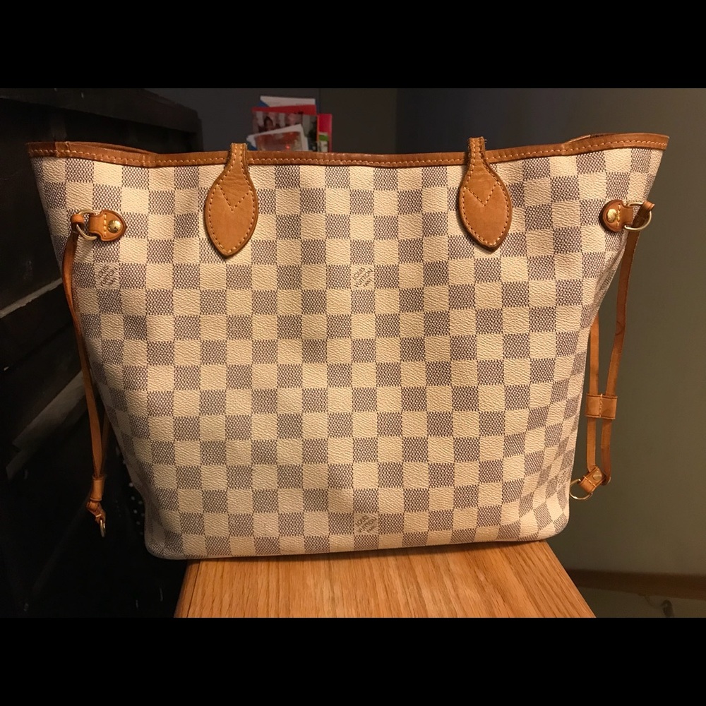 LV Neverfull Damier Azur (Authentic)