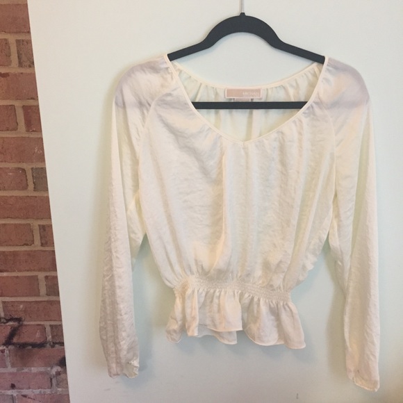 ✨NWOT✨Michael Kors Smocked Waist Peplum Blouse - Picture 6 of 8