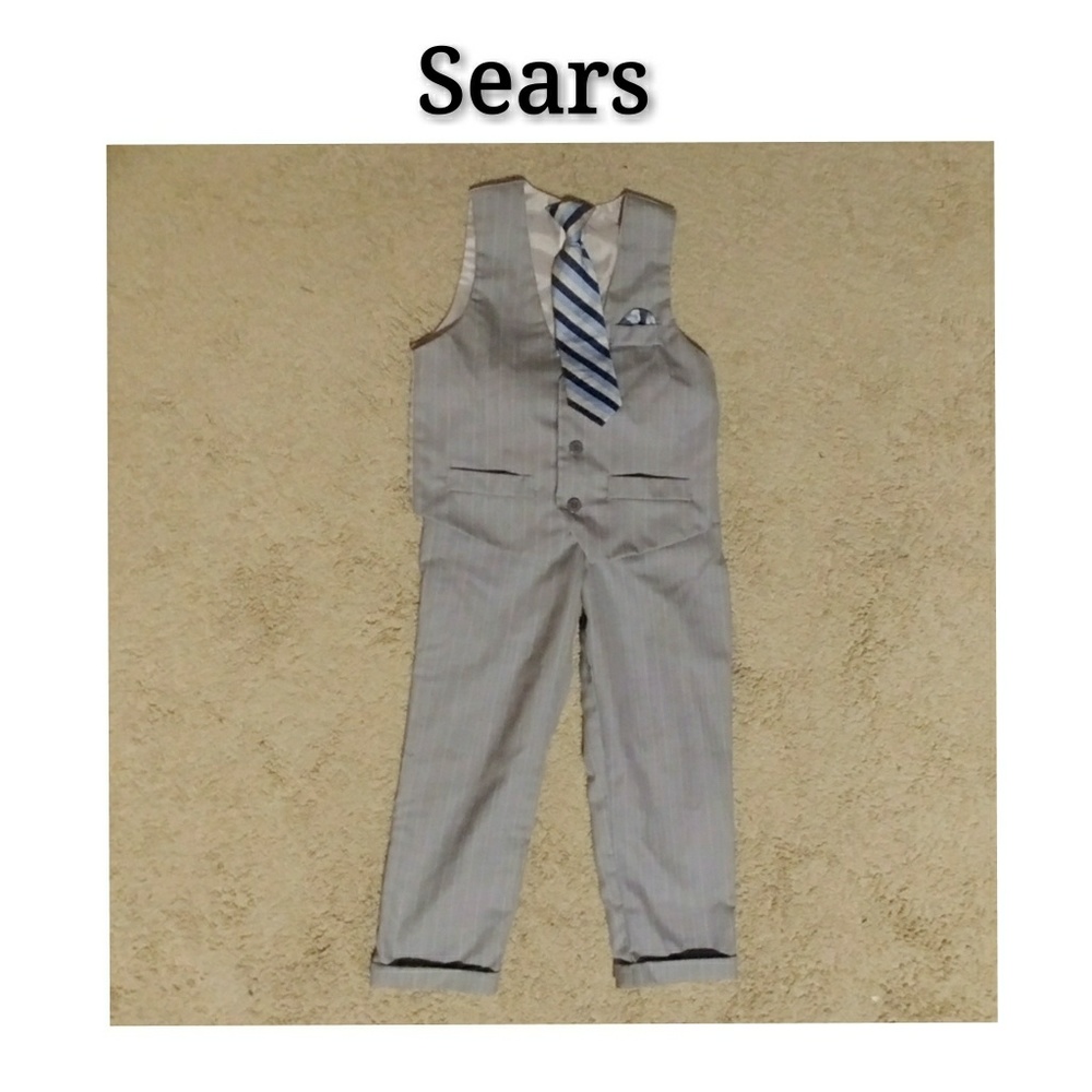 Like NEW! Suit and tie