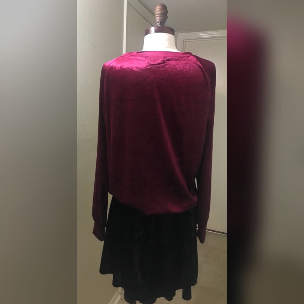 Pretty Hurts Front Tie Velvet Top - Picture 8 of 8
