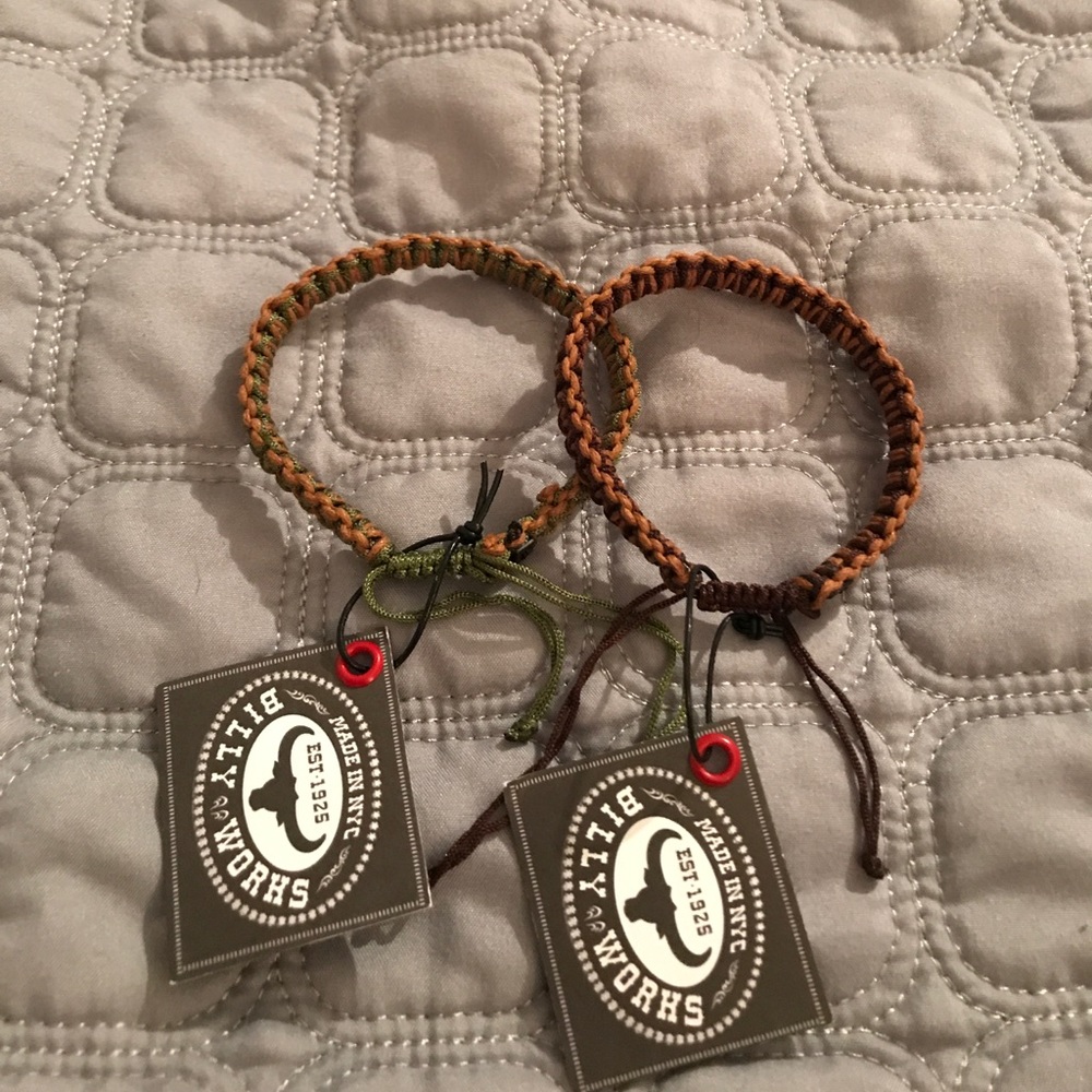 Set of two bracelets