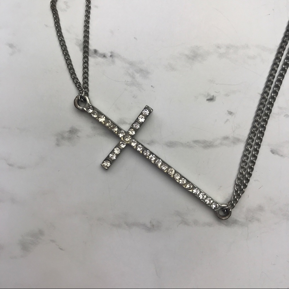 💎💥Silver Cross Necklace!