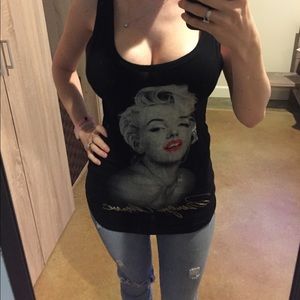 Marilyn Monroe tank top