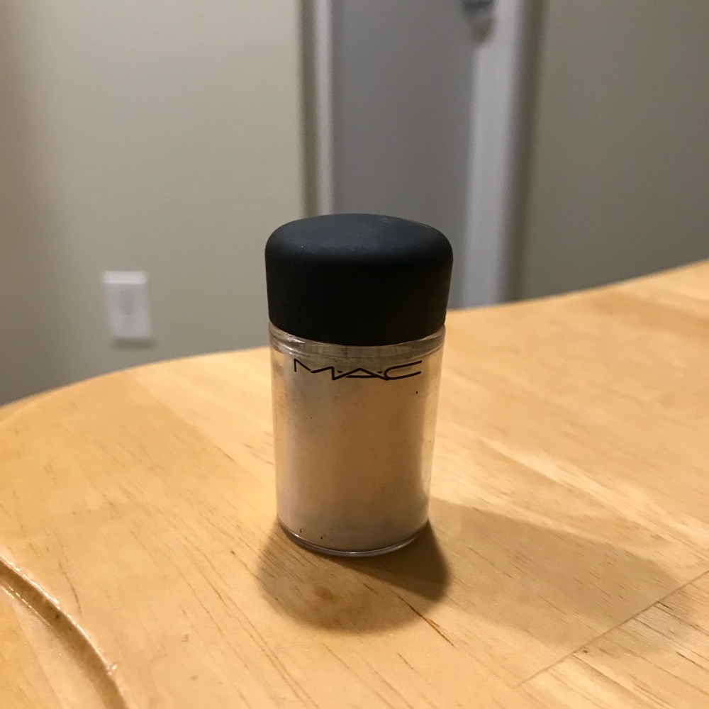 MAC VANILLA PIGMENT