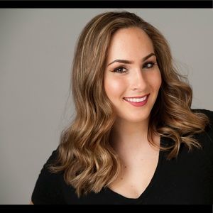 Meet your Posher, Marissa
