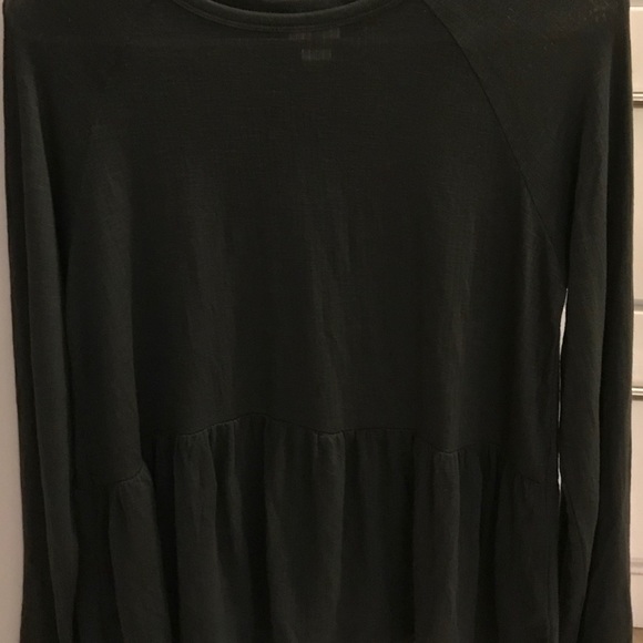 Mossimo top - Picture 3 of 8