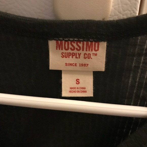 Mossimo top - Picture 4 of 8