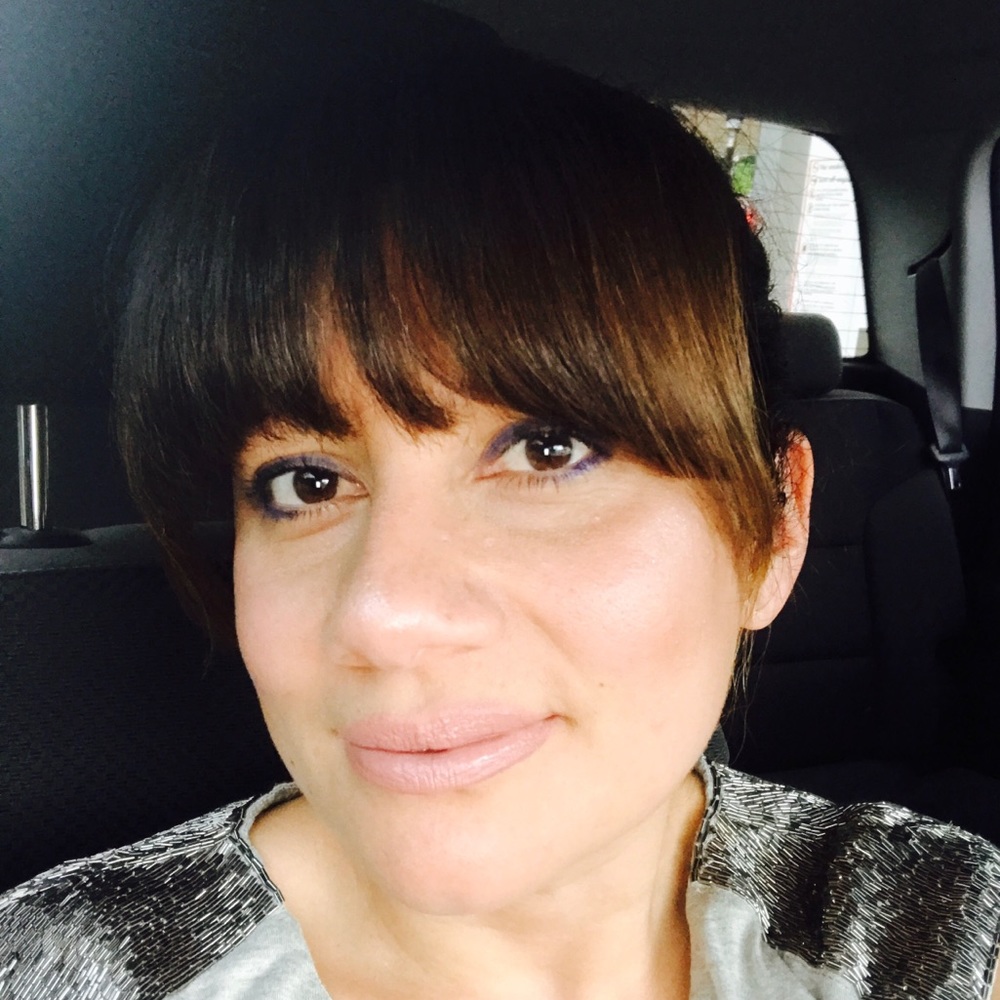 Meet your Posher, Sidia