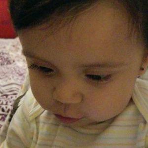 Meet your Posher, Ara