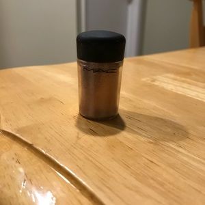 MAC TAN PIGMENT
