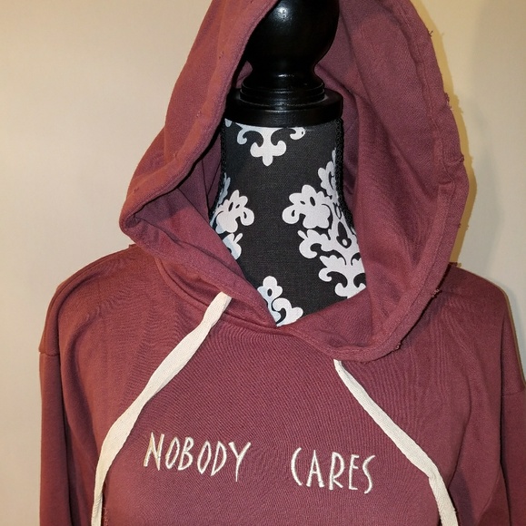 Burgundy Distressed Hoodie - Picture 2 of 3