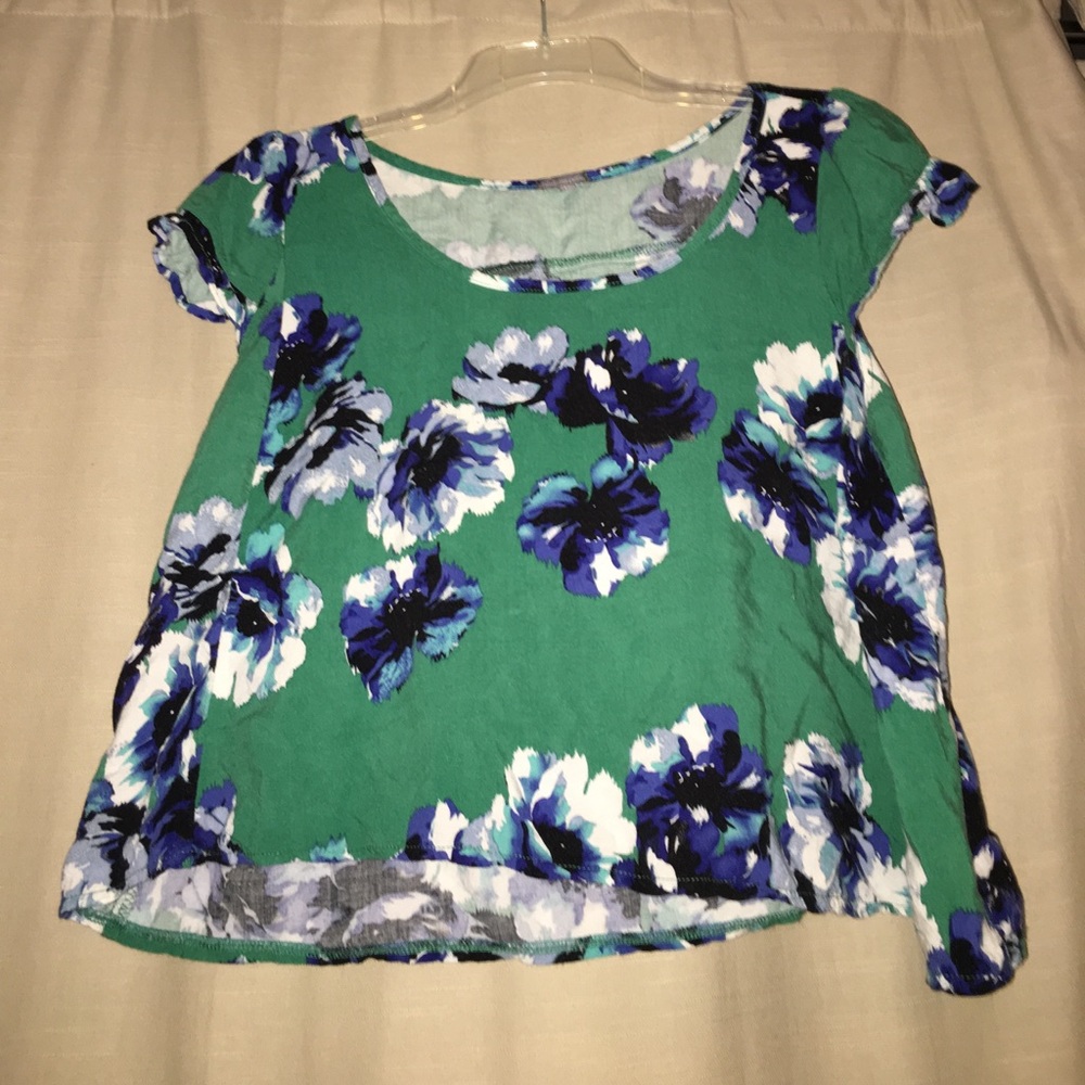 Green flowy crop top with blue floral print