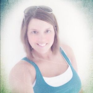 Meet your Posher, Mandy