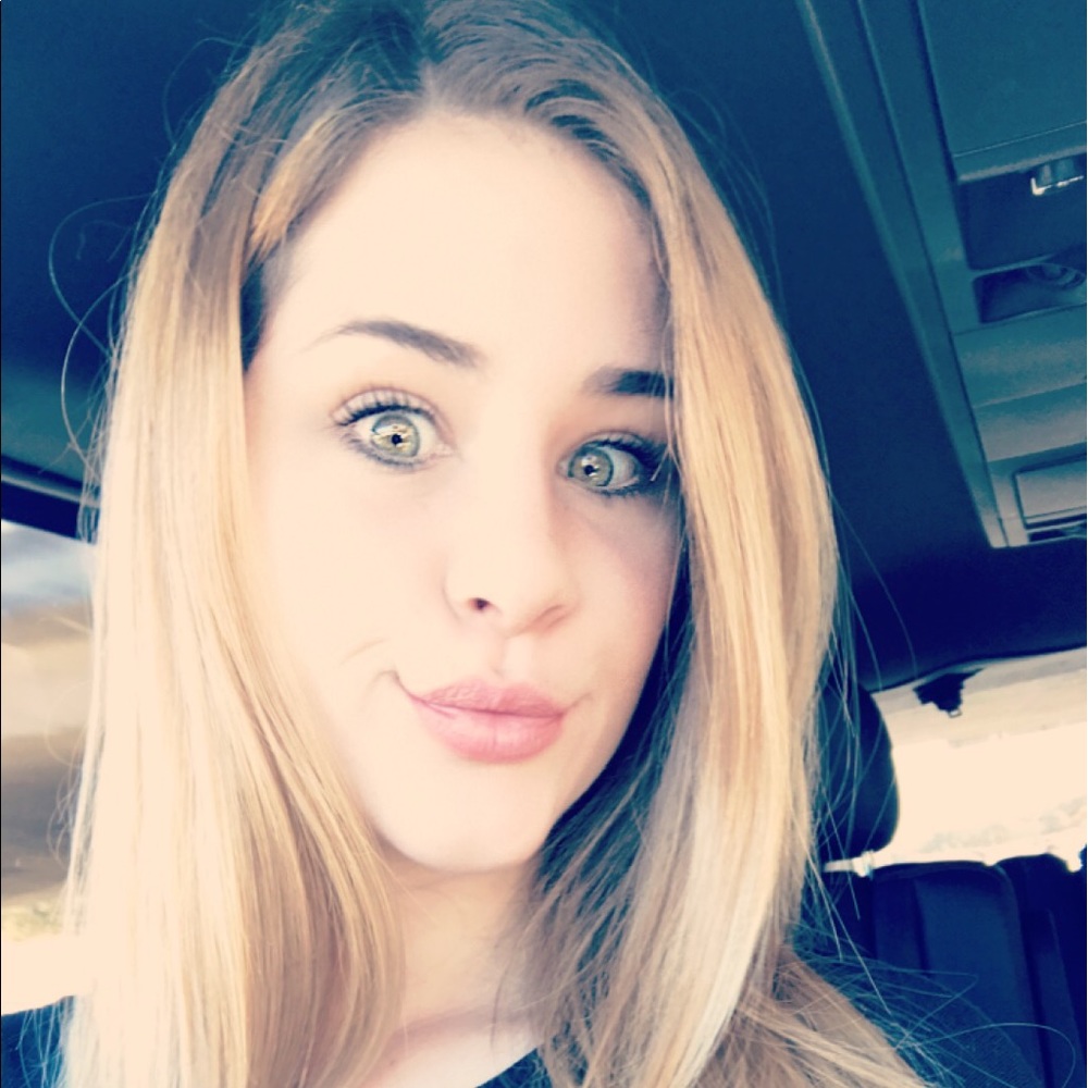 Meet your Posher, Kimberly