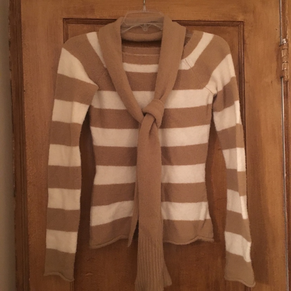 Sweater and scarf combo deal