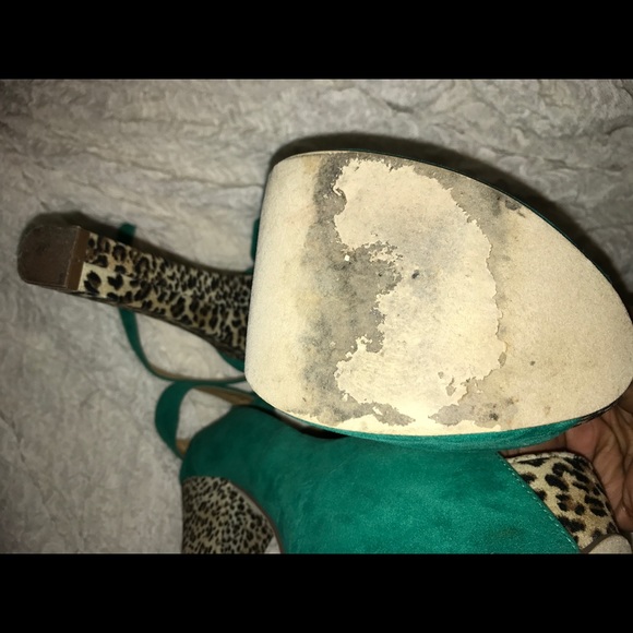 Shoes - Picture 2 of 2