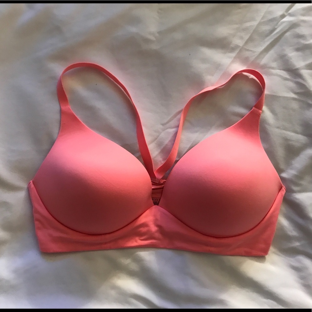 Victoria’s Secret Lightly Lined Plunge Bra