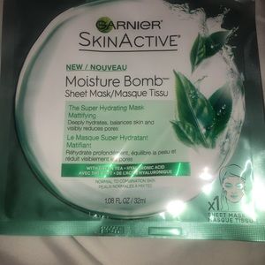 Moisture Bomb Face Mask