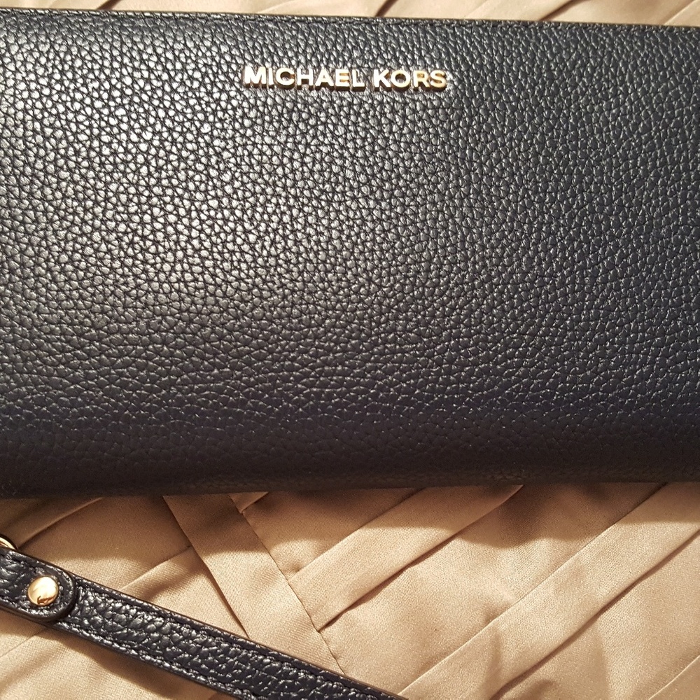 Michael Kors AUTHENTIC wallet