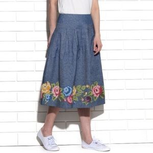 Sale🎊🎉Umbar women's skirt L