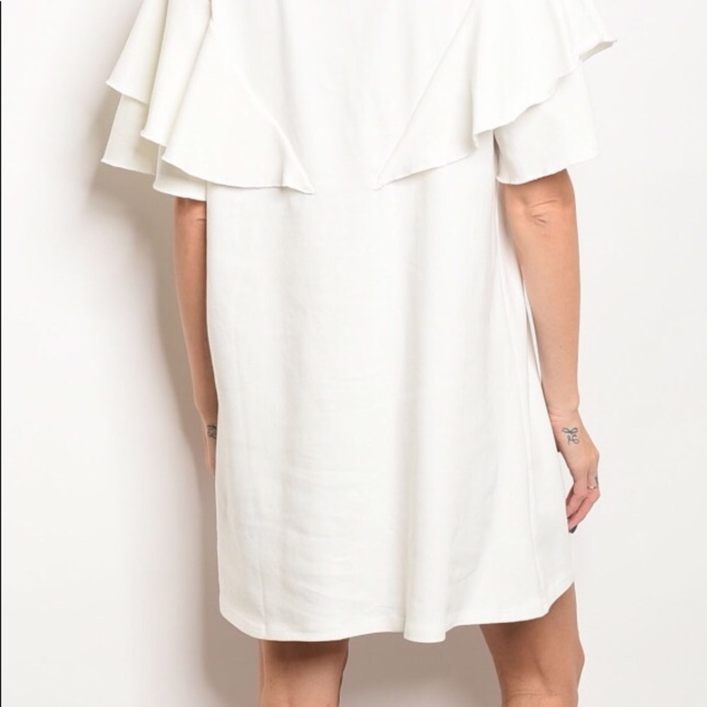 Sweatshirt Ruffle Winter White Dress🤩 - Picture 2 of 6