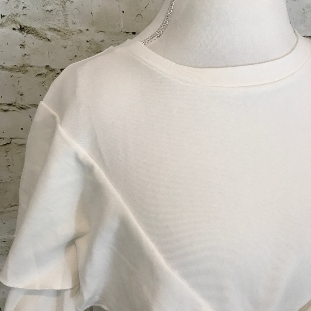 Sweatshirt Ruffle Winter White Dress🤩 - Picture 6 of 6