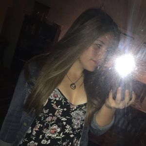 Meet your Posher, Emily