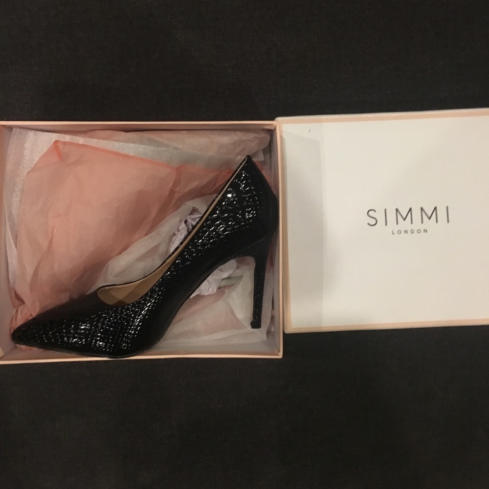 Simmi London Camille Black Snake Court Shoe