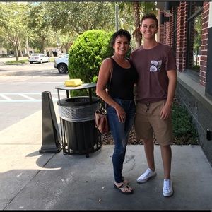 Meet your Posher, Ian