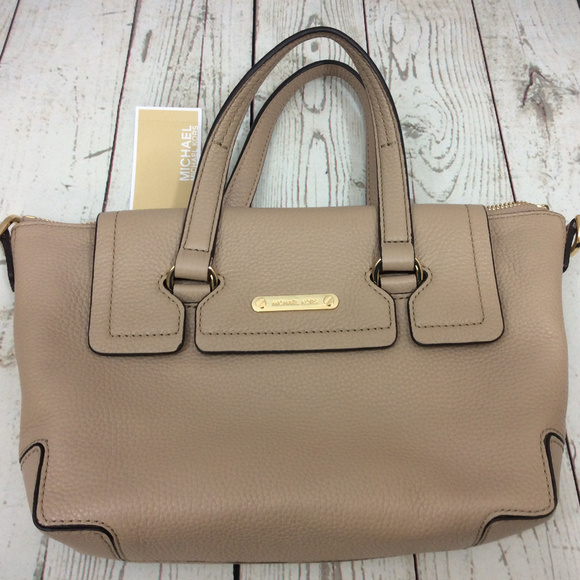 NWT {Michael Kors} purse - Picture 2 of 4