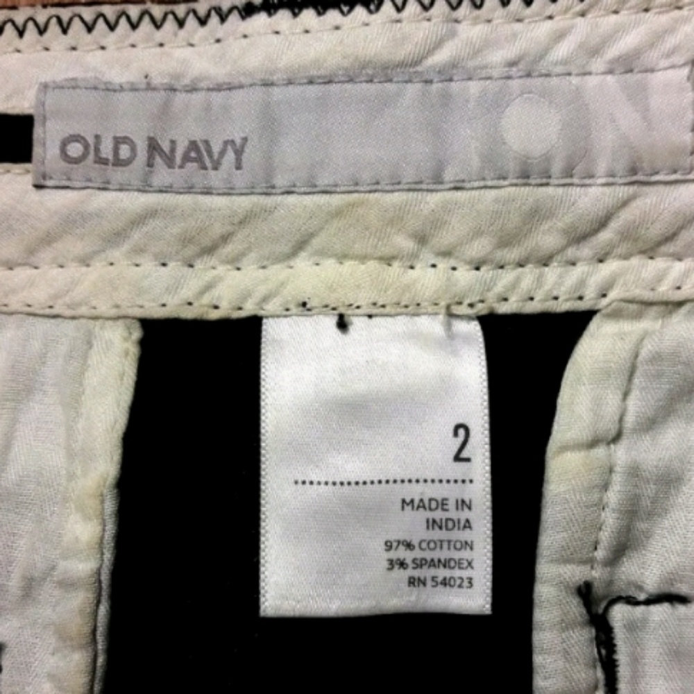 Old Navy Skirt Mini Skirt Black White Print - Picture 8 of 8