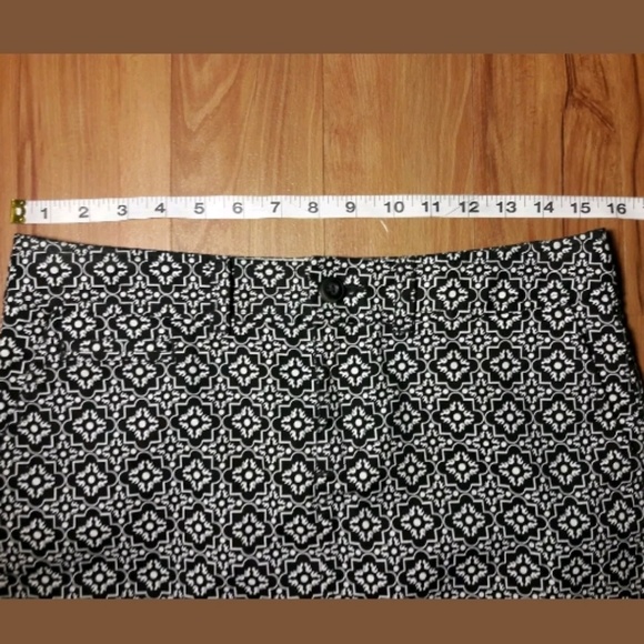 Old Navy Skirt Mini Skirt Black White Print - Picture 5 of 8
