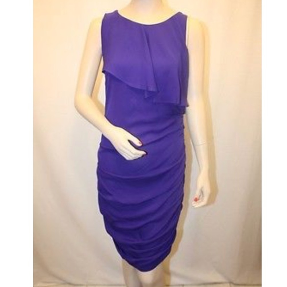 BCBGMAXAZRIA Silk Crepe Zippered Cocktail Dress