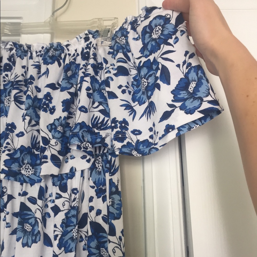 Off the shoulder maxi dress