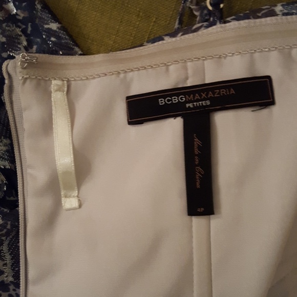 Fabulous Strapless BCBG Max Azria Dress 4P - Picture 5 of 8