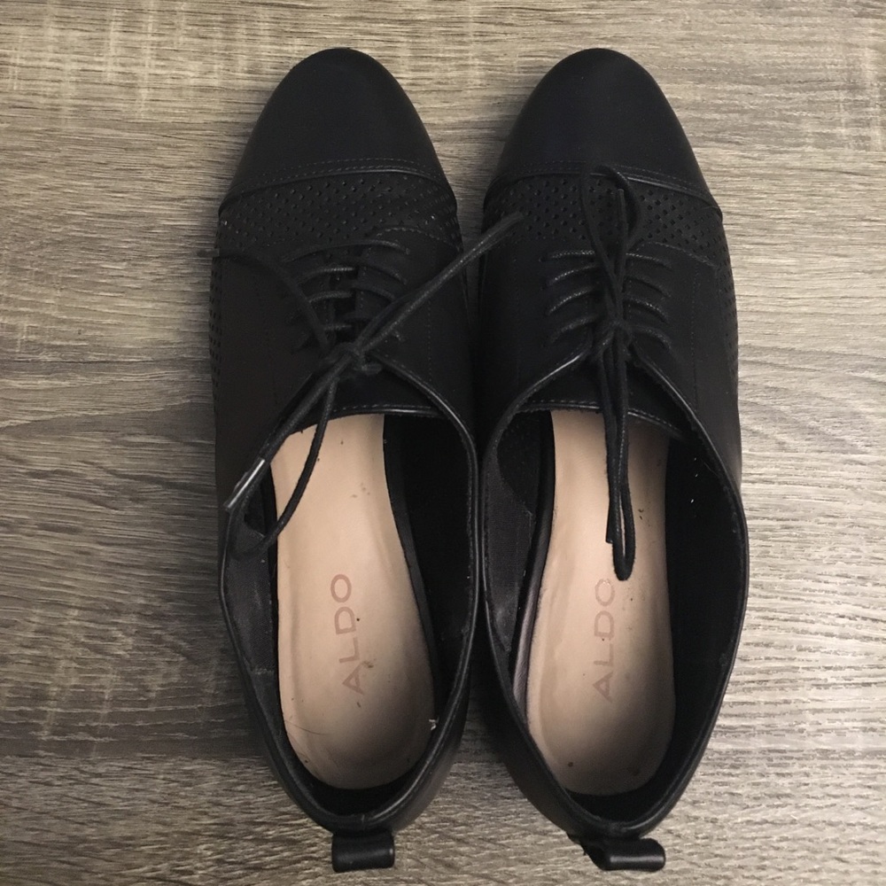 ALDO Black Oxford Shoes. Size:7