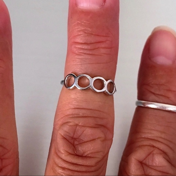 Sterling Silver Four Small Open Circle Ring, Eternity Circles, Circle of Life - Picture 5 of 5