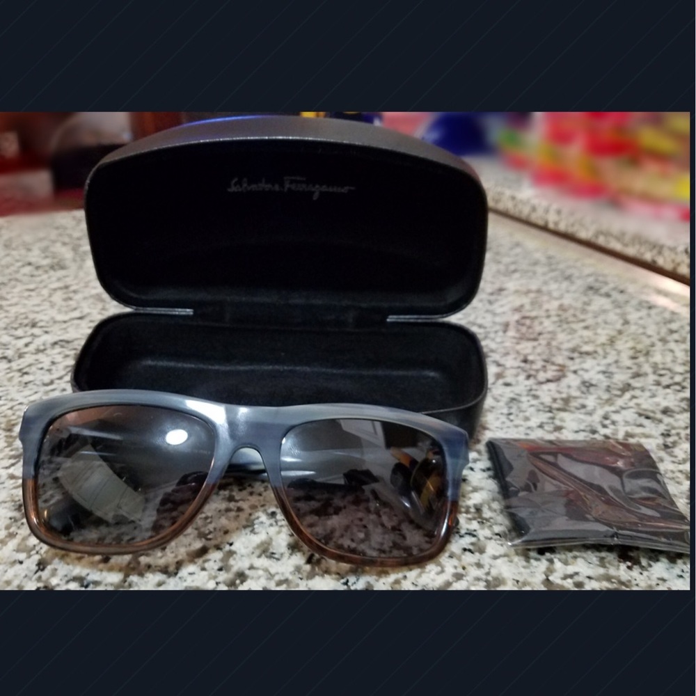 Salvatore Ferragamo sunglasses - Picture 8 of 8