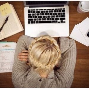 Meet your Posher, Samantha