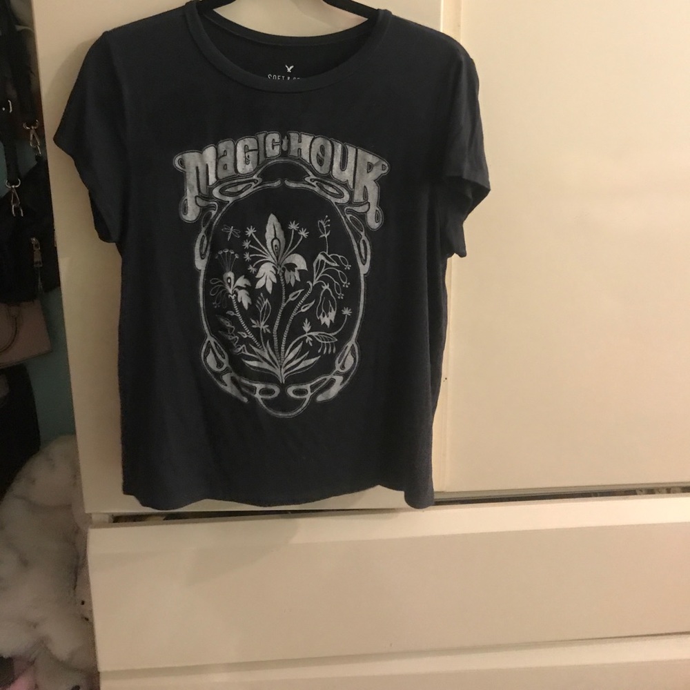 Graphic tshirt