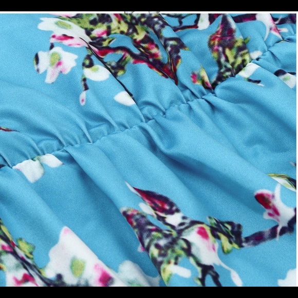 ❤️NEW💕floral maxi in blue - Picture 4 of 7