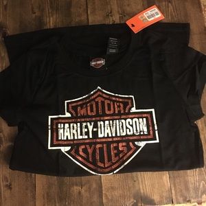 Women small Harley Davidson shirt