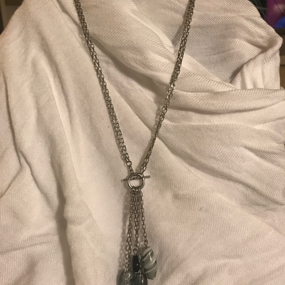 Lia Sophia necklace - Picture 2 of 3