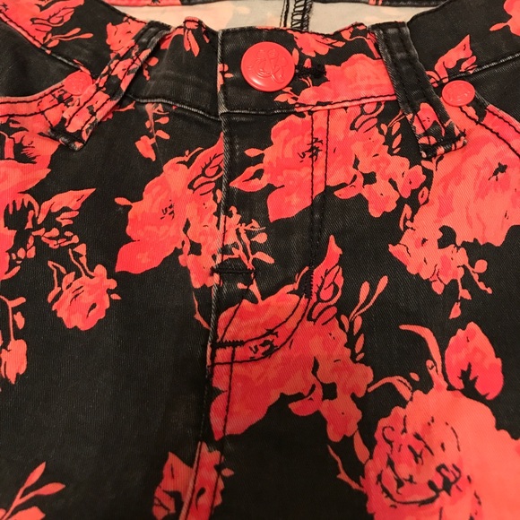 NWT Rock & Republic Skinny Jeans😍❤️ - Picture 6 of 8