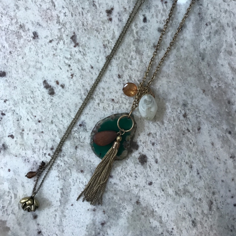 Bundle Flower and a Geo Tassle