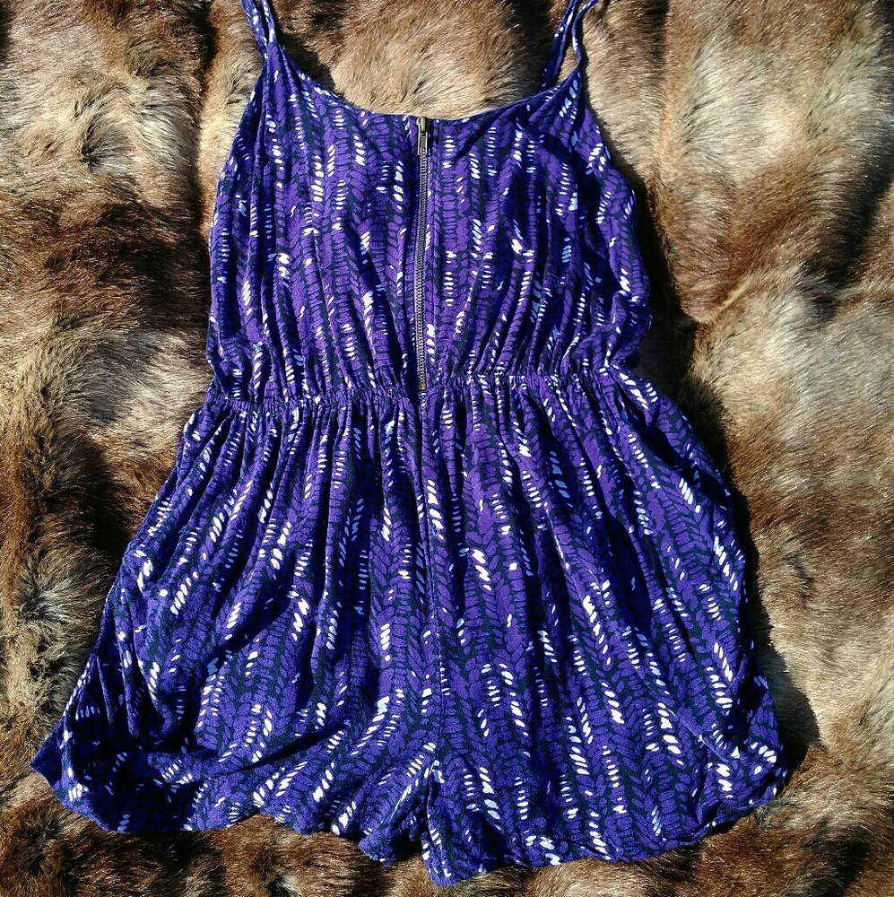 Patterned romper