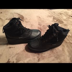 Nautica boots. Size 6