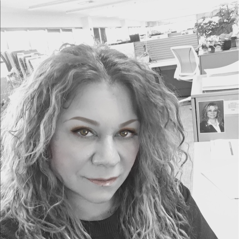 Meet your Posher, Isabel