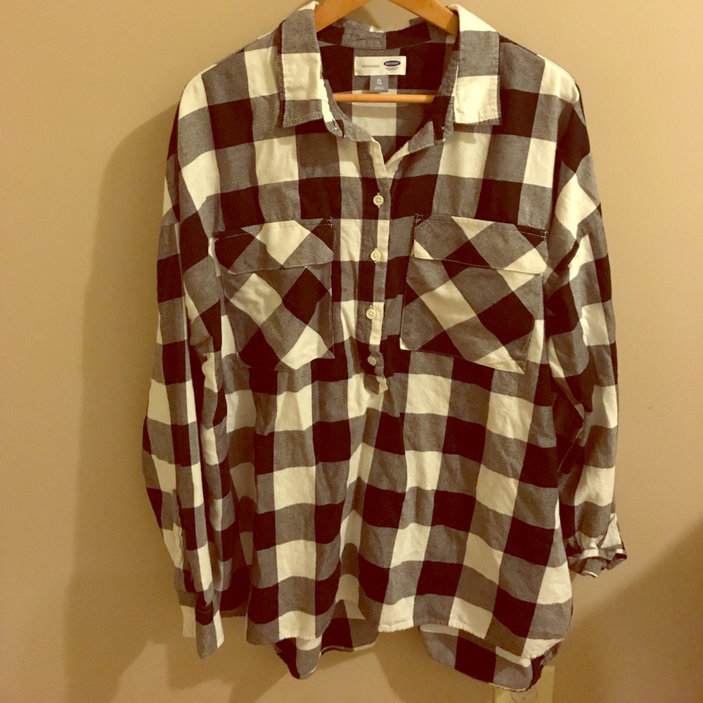 Old navy boyfriend plaid shirt
