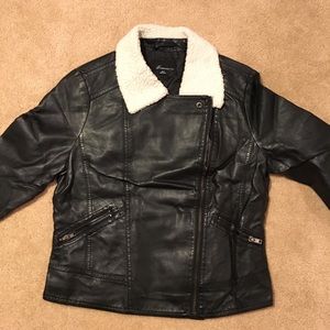 Forever 21 black leather jacket with wool collar